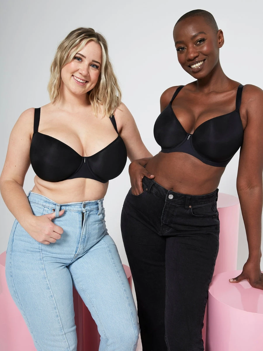 Curvy Kate Smoothie Spacer Moulded T-Shirt Bra - Black - Image 11