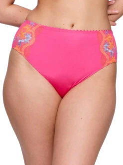 PRIMADONNA Cala Luna Full Brief