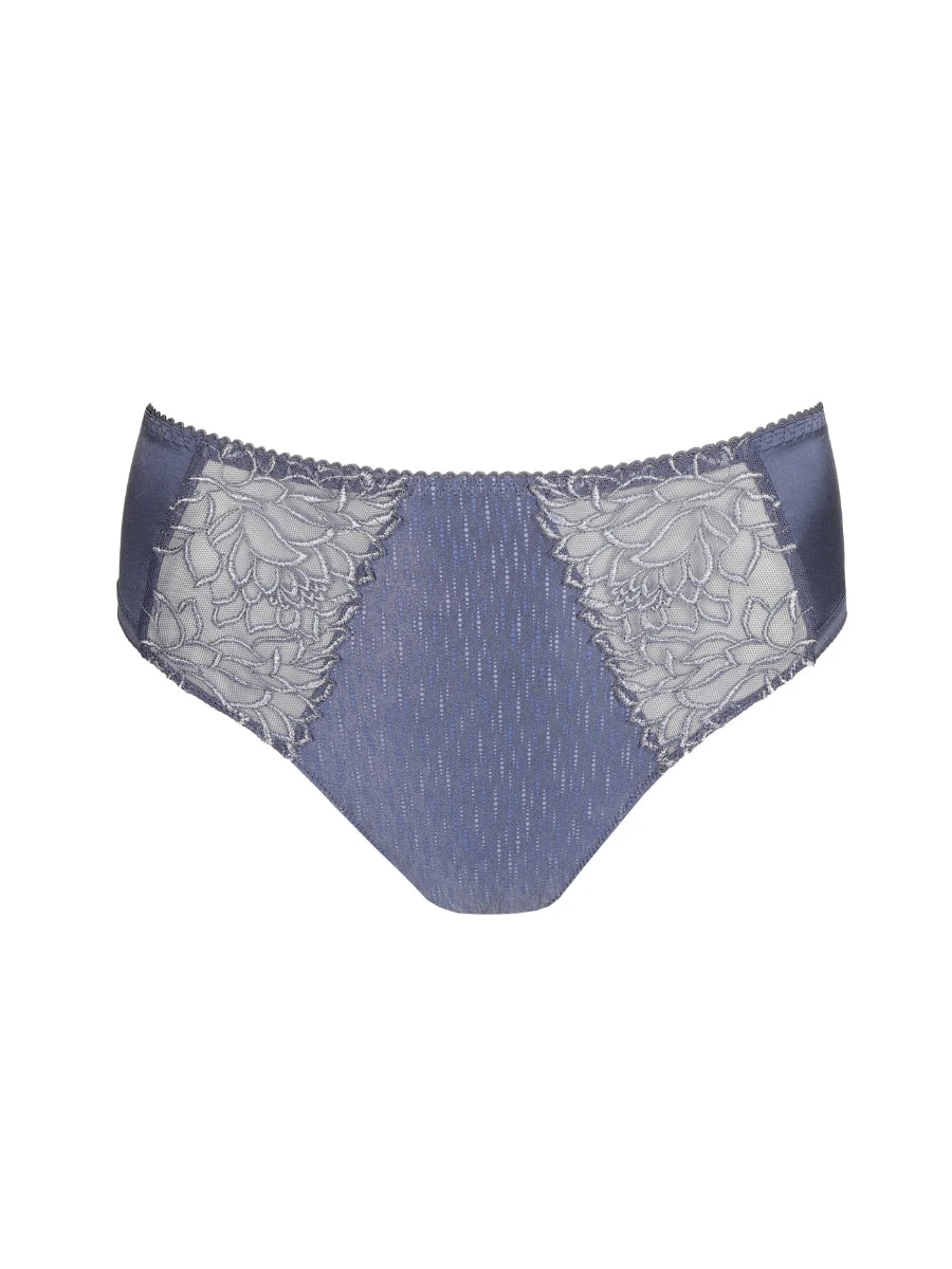 PRIMADONNA Monterrey Full Brief - Image 5