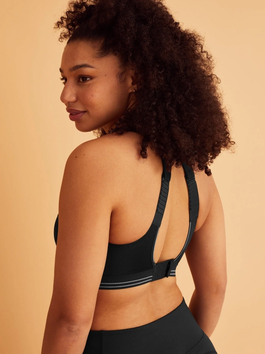 Shock Absorber Ultimate Run Sports Bra - Black/Silver - Image 10